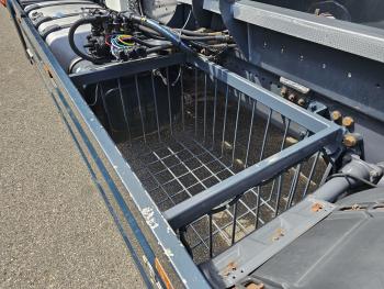 R520 V8 6x2*4 / VDL 25T HOOKLIFT / ABROLKIPPER